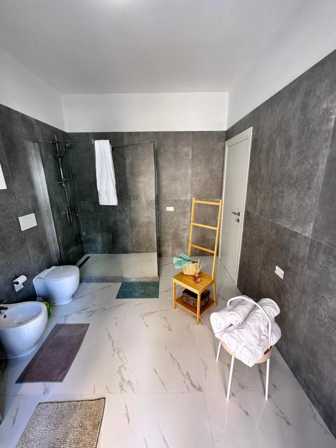 Hotel Gold House 2 La Spezia Esterno foto